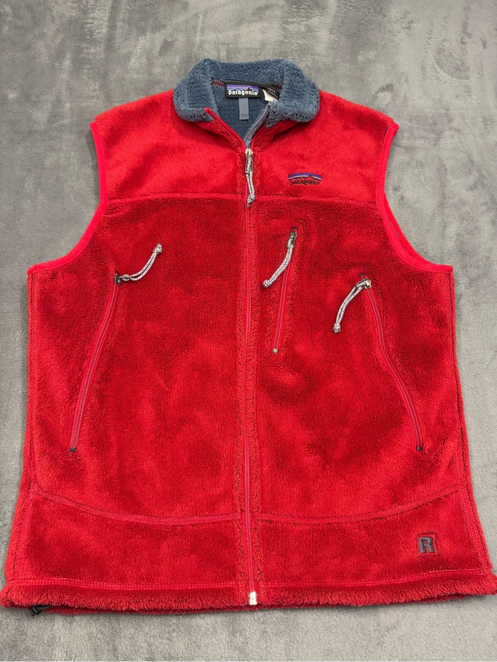 Patagonia women Red Fleece Vest with Gray Collar